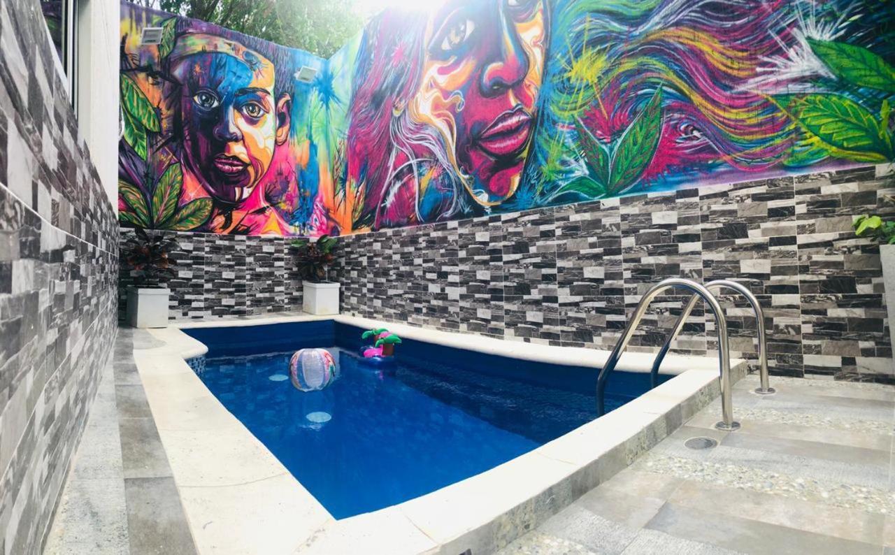 Aparta Estudio En El Edificio Bahia 79 Apartasuites Cartagena المظهر الخارجي الصورة
